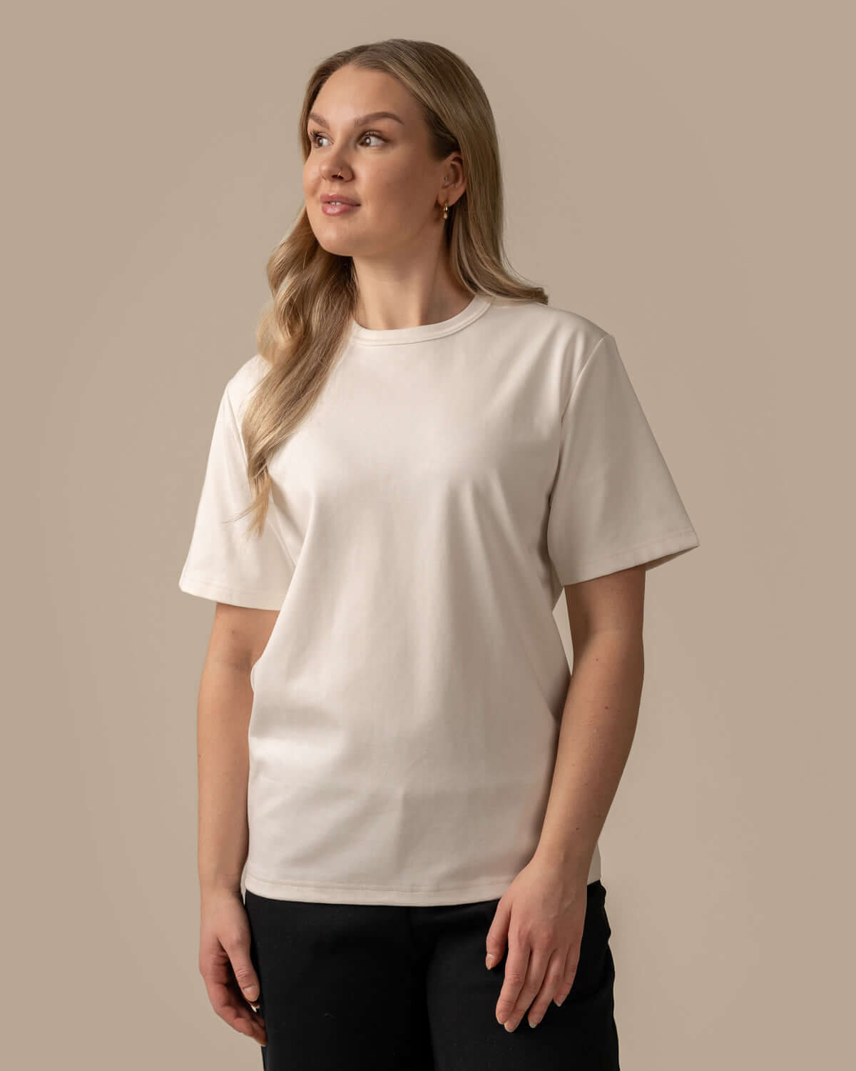 Ajaton t-paita, luonnonvalkoinen Toive.