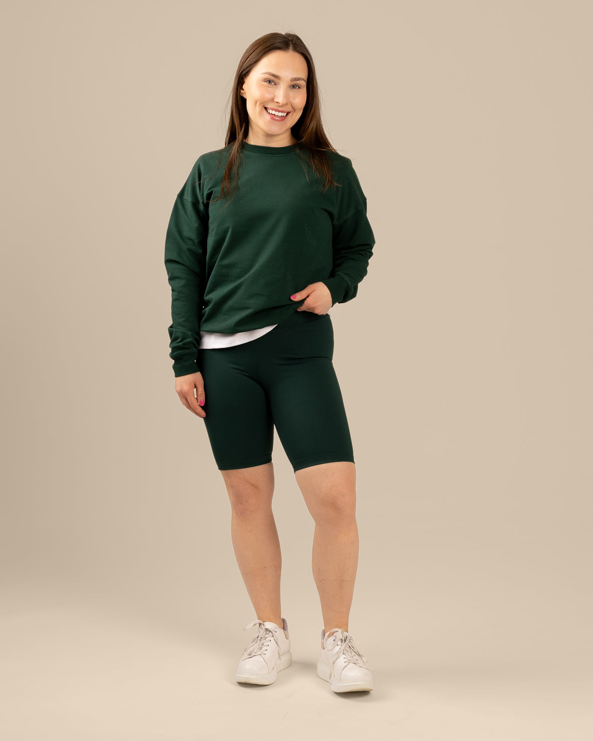 Biker shortsit, tummanvihreä