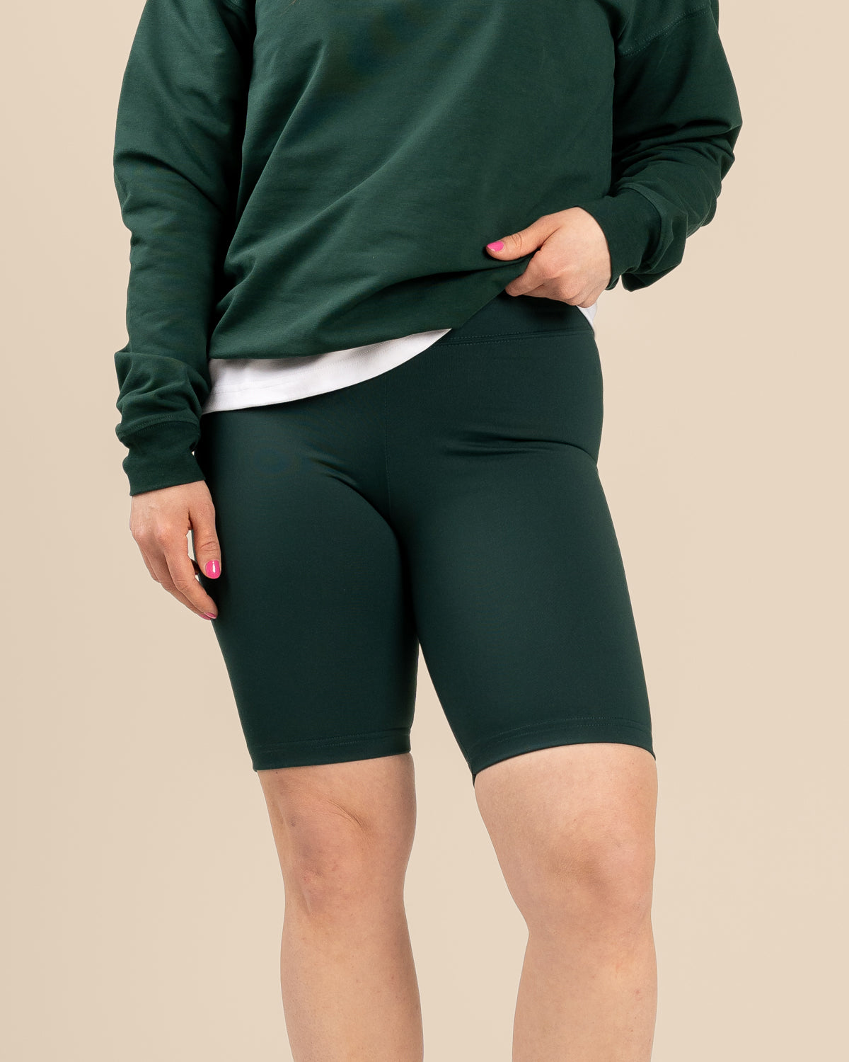 Biker shortsit, tummanvihreä