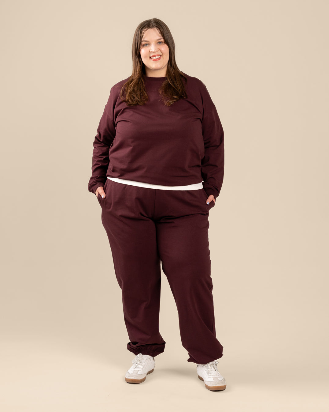 College, burgundy College, burgundy