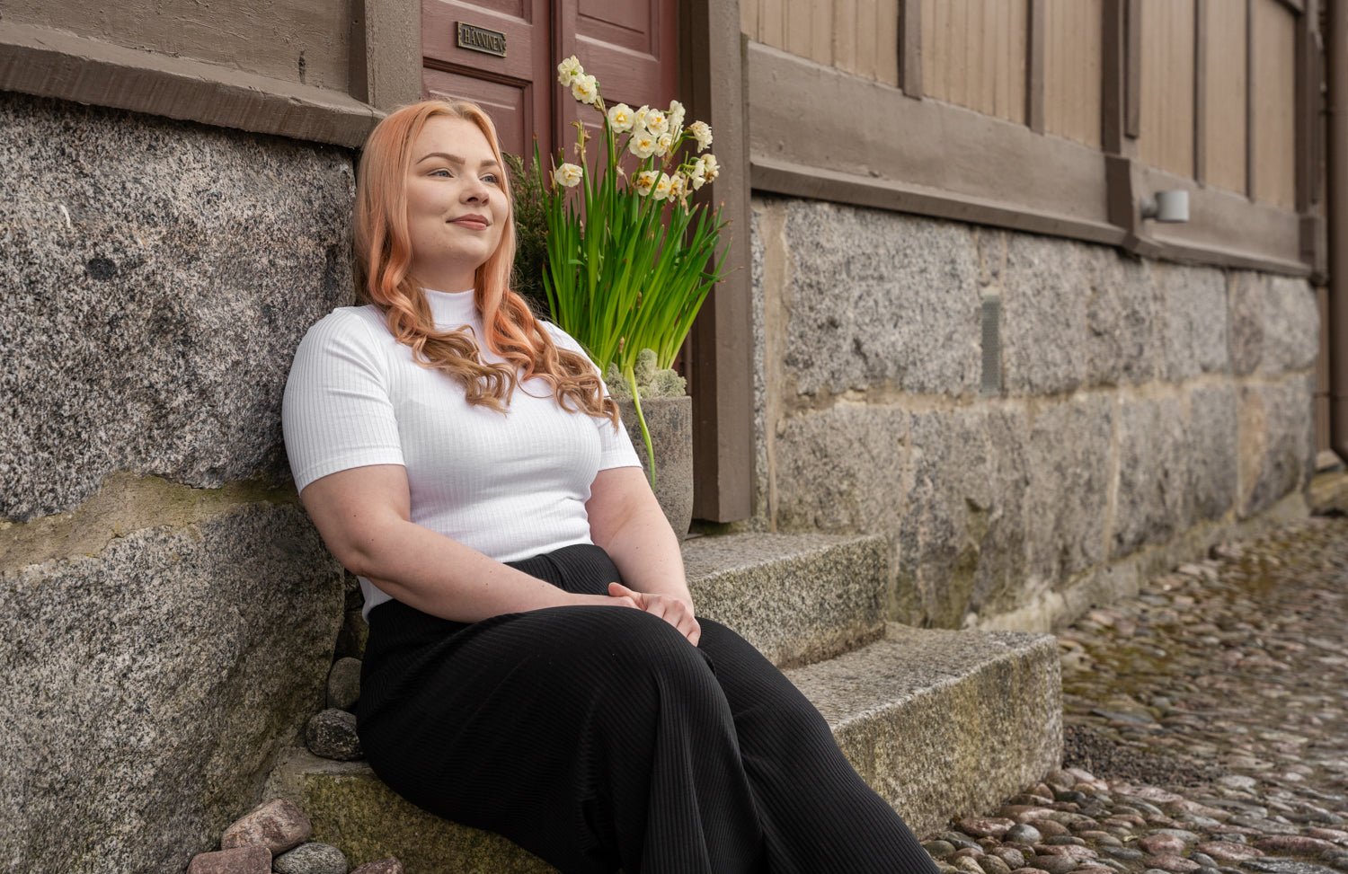 Valkoinen ribbi t-paita.