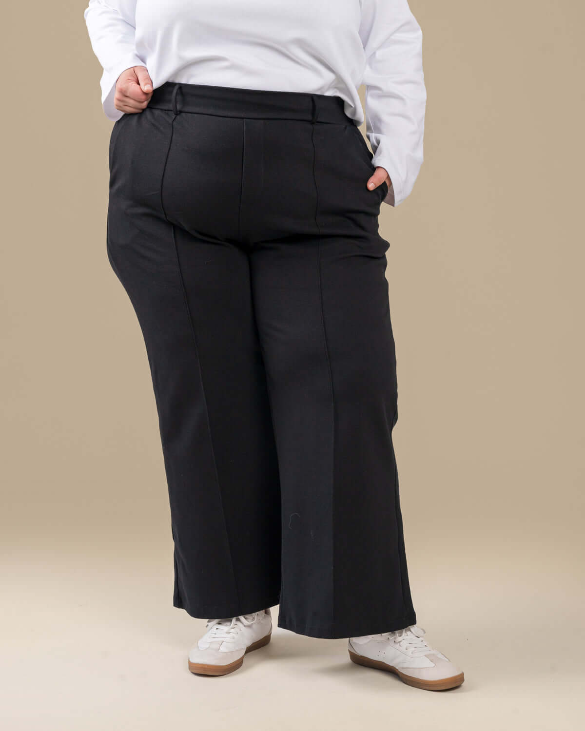 Laskoshousut leveät, musta Toive