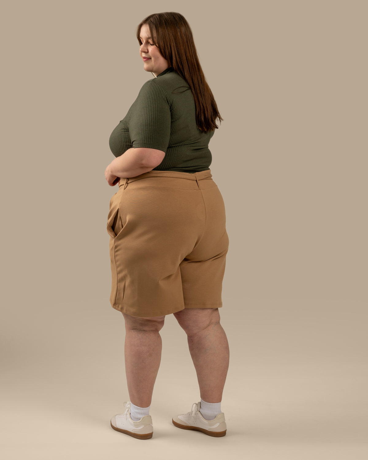 Mukava shortsit, beige Toive.