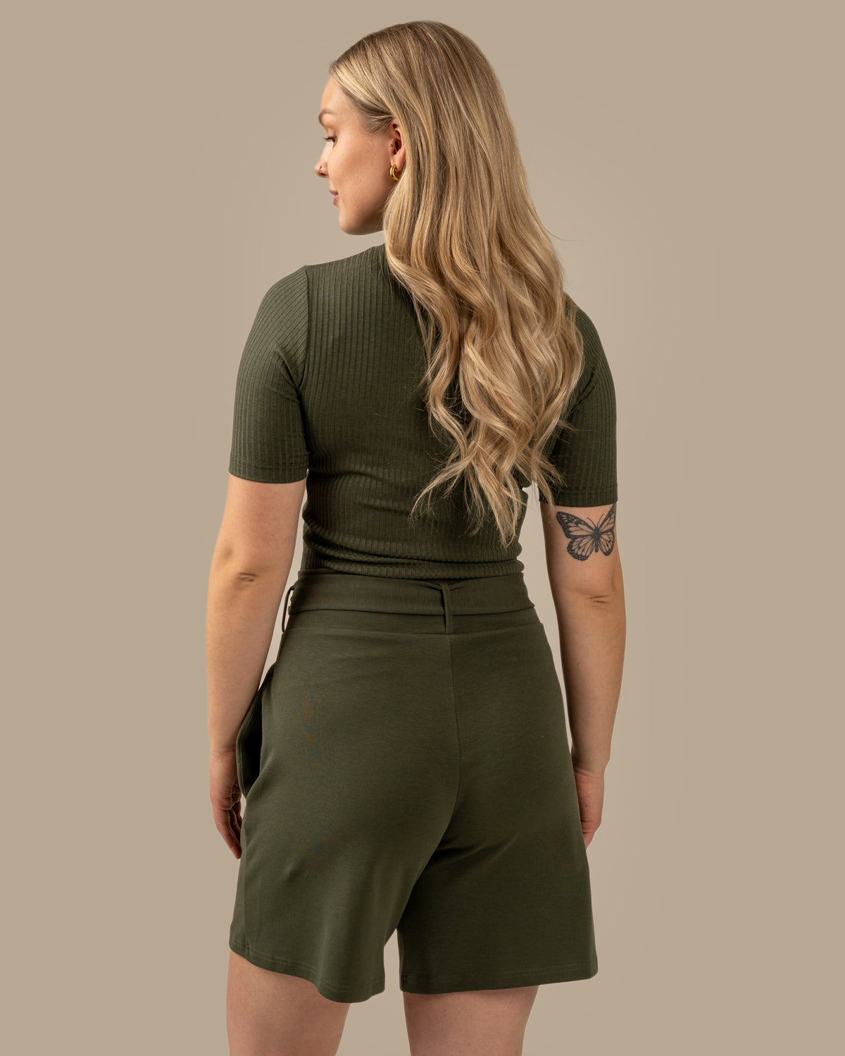 Mukava shortsit, khaki Toive.