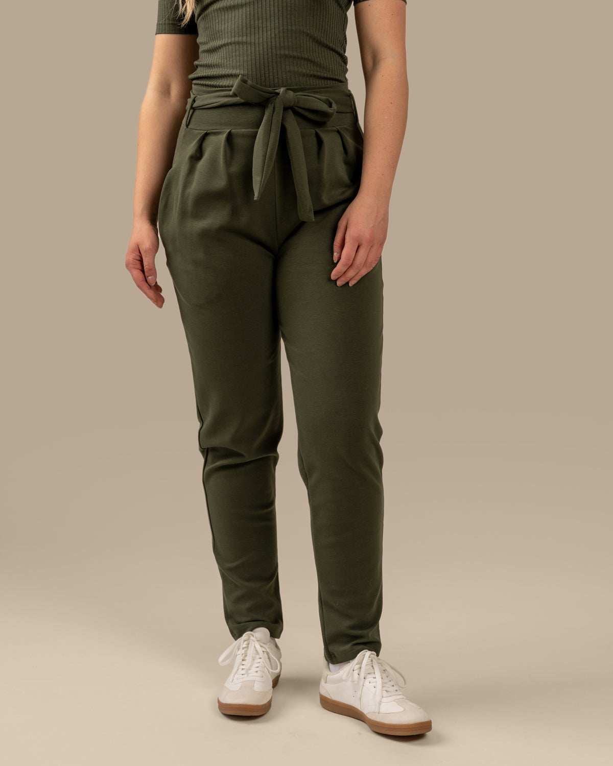 Mukava housut, khaki Toive