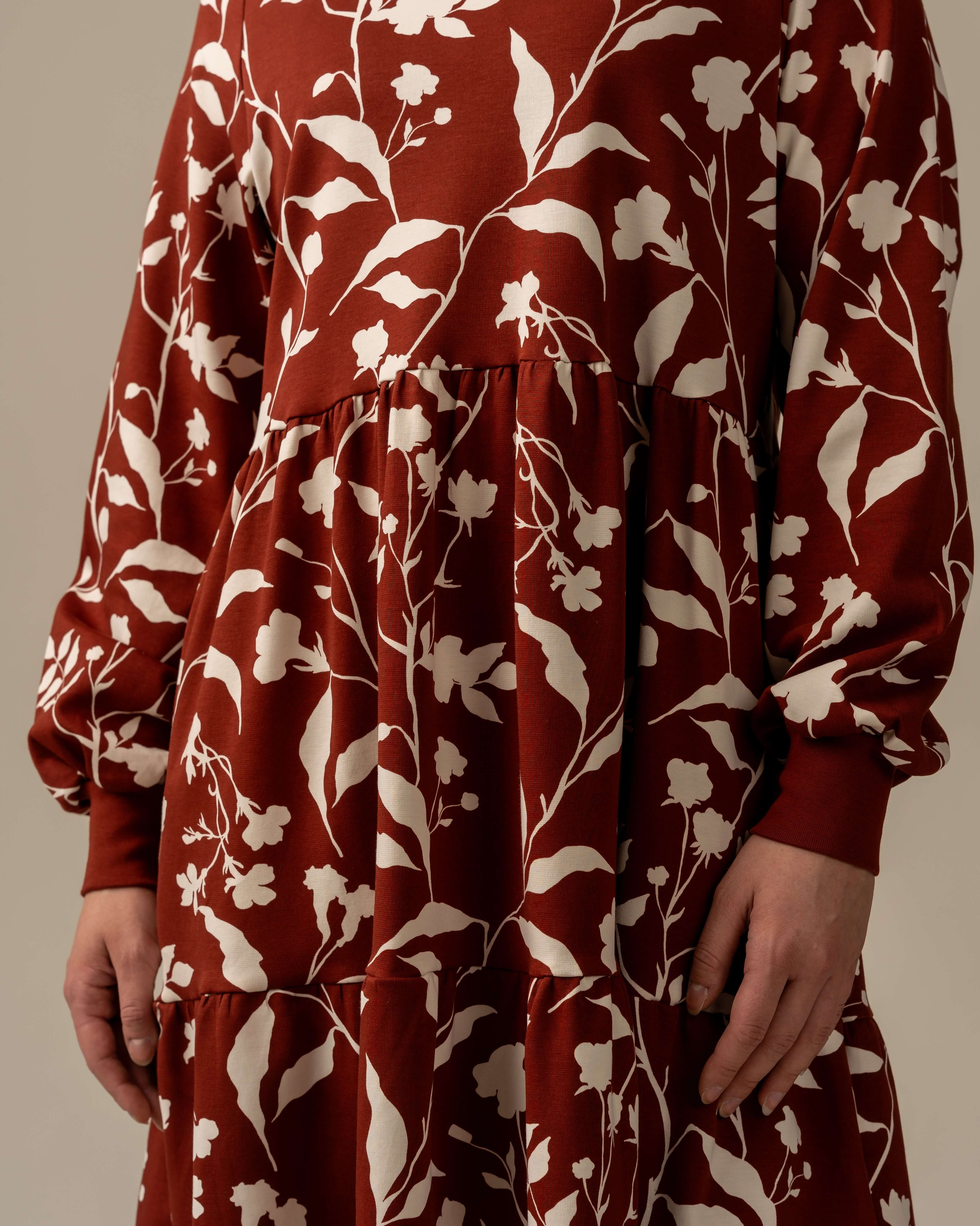Pitkähihainen mekko, Varjot mahonki Toive.
