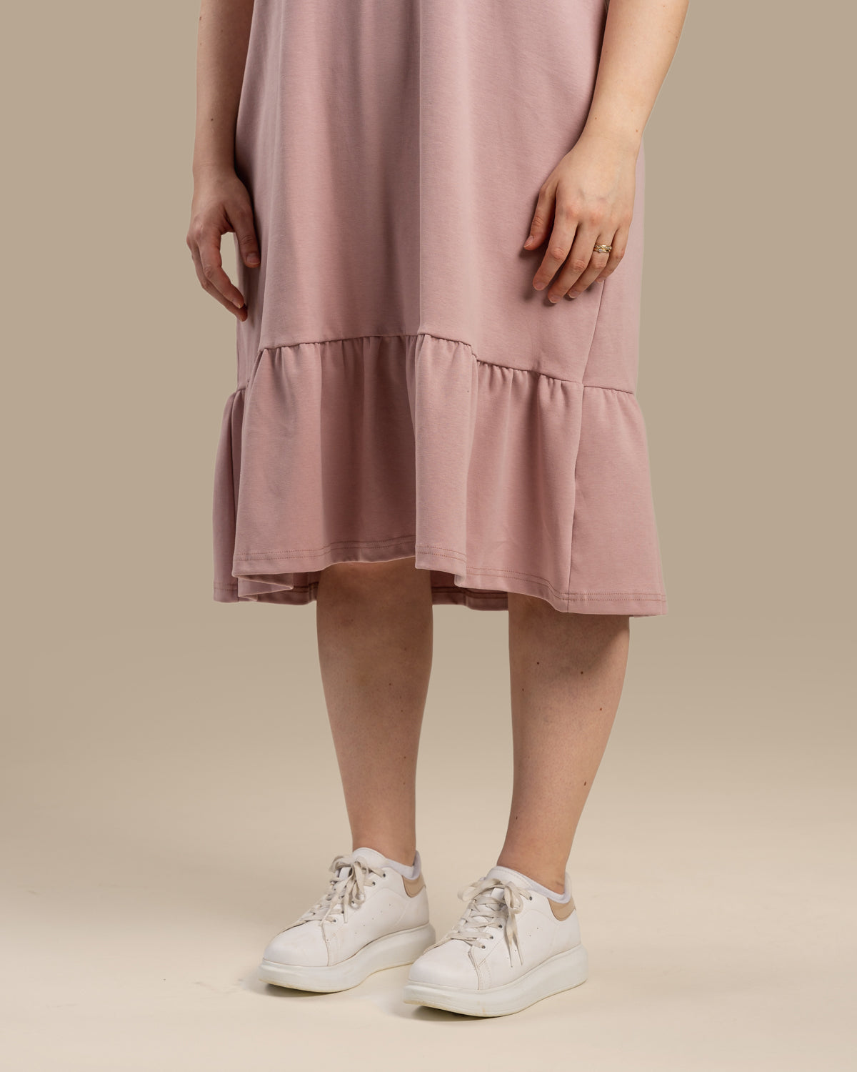 Poimuhelmainen mekko, roosa Toive.