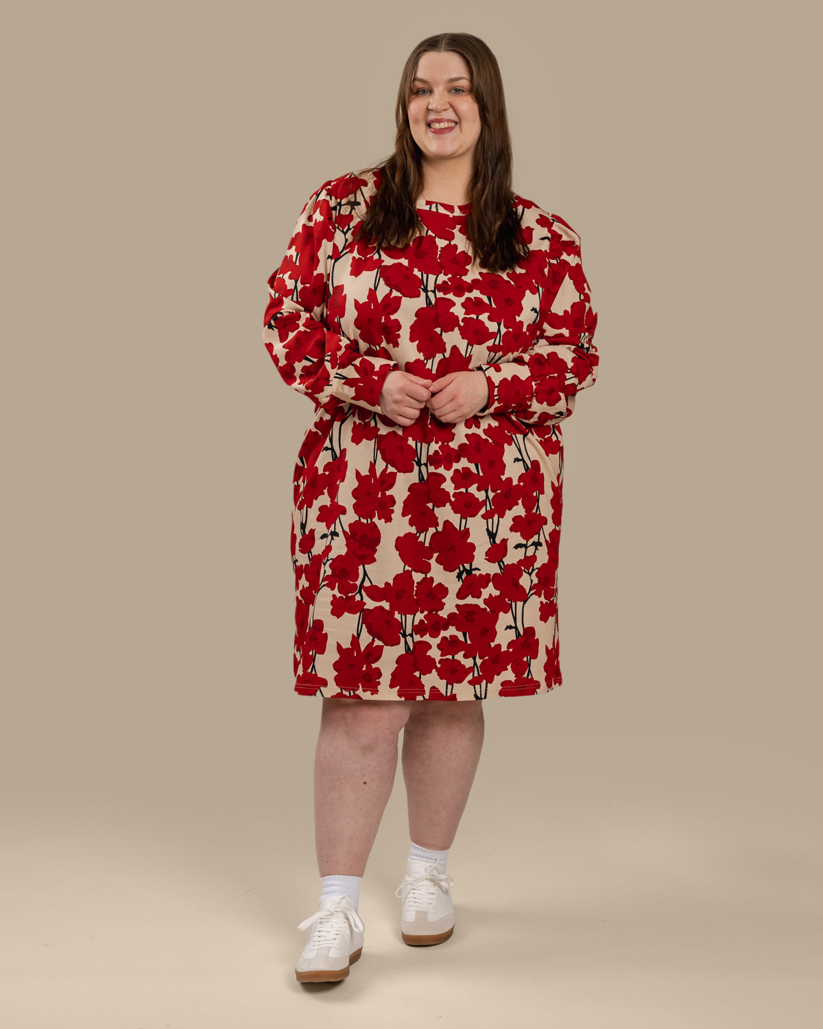 Puhvihihainen mekko, Valmut Toive.