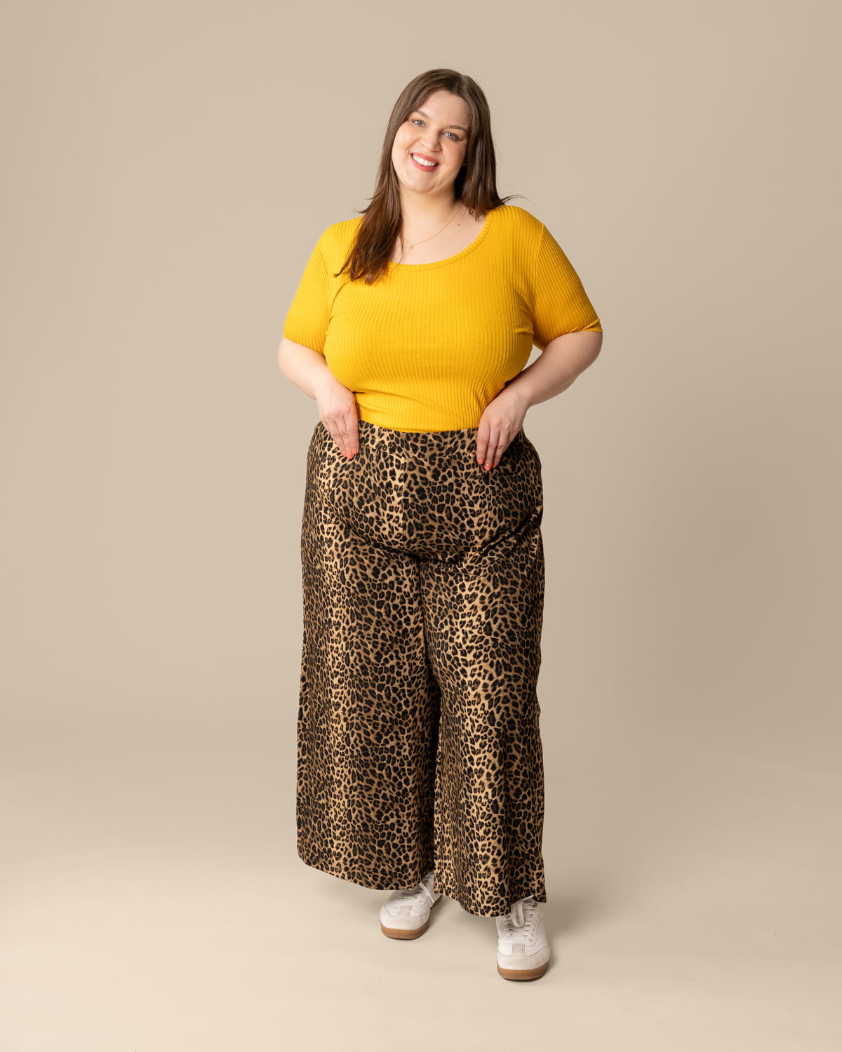 Ribbi t-paita avara, meripihka