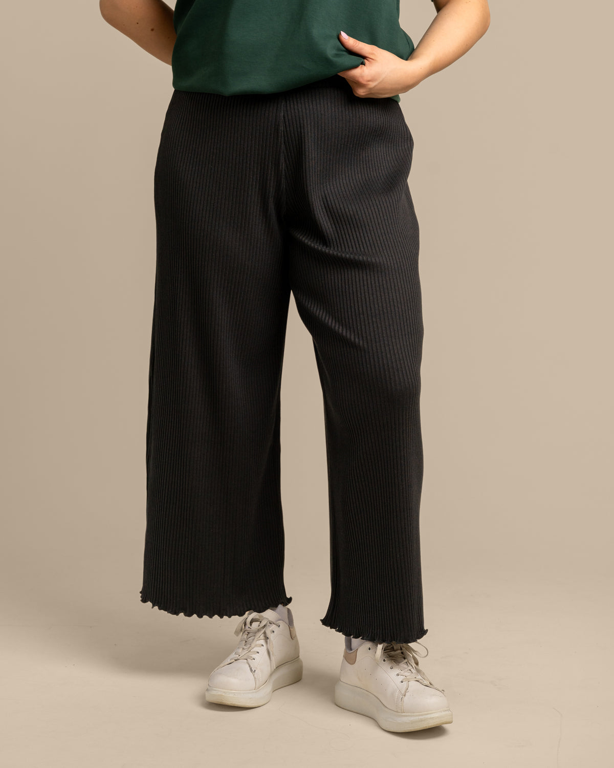 Ribbi culottes, musta