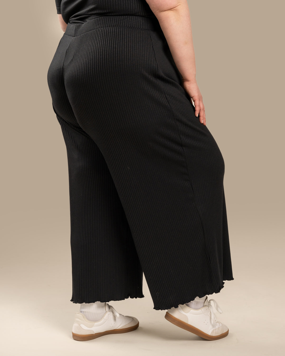 Ribbi culottes, musta Toive