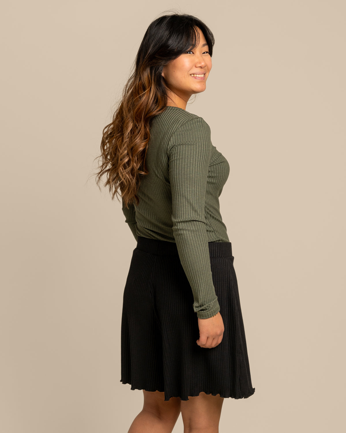 Ribbishortsit, musta