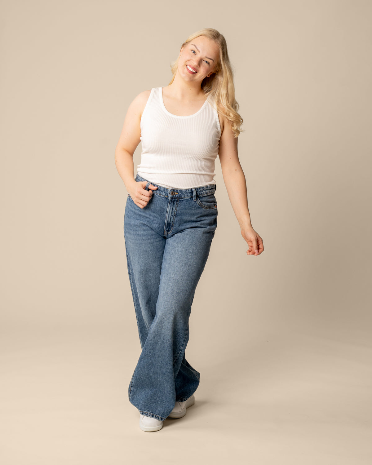 Ribbi toppi avara, luonnonvalkoinen