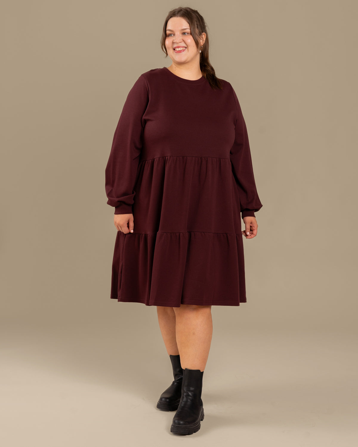 Pitkähihainen mekko, burgundy Toive