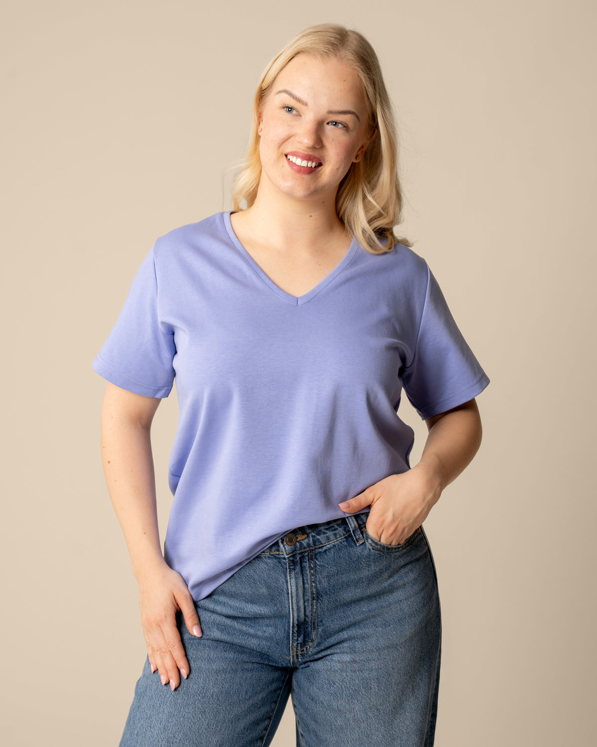 V-pääntie t-paita, lemmikki