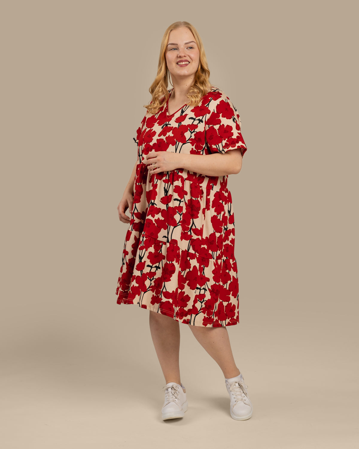 V-pääntiemekko, Valmut Toive.