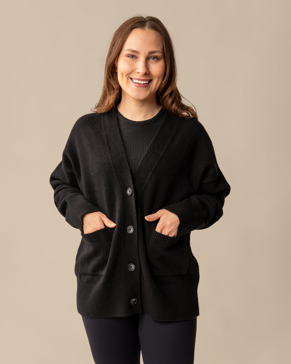 Kaste neuletakki, musta Toive