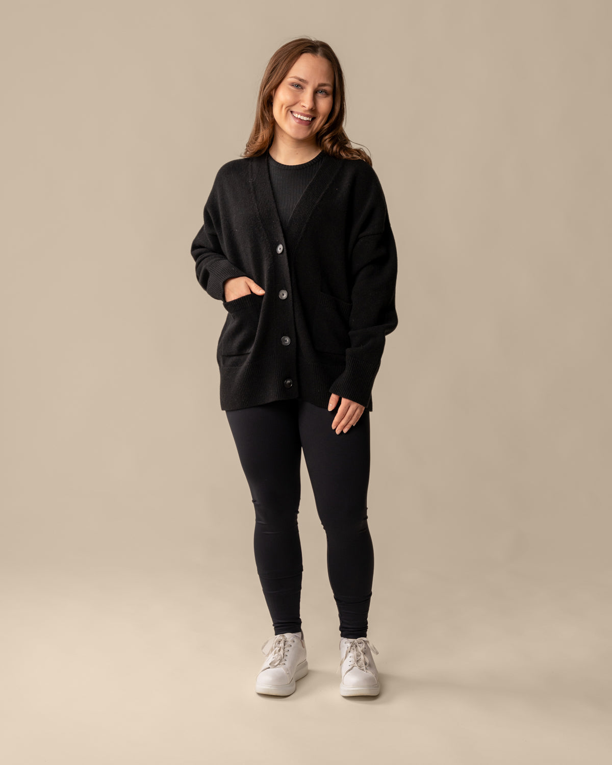 Kaste neuletakki, musta Toive