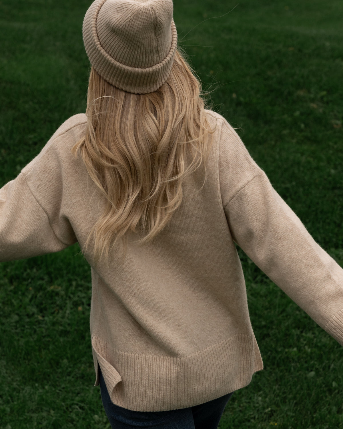 Beige merinovillapipo.