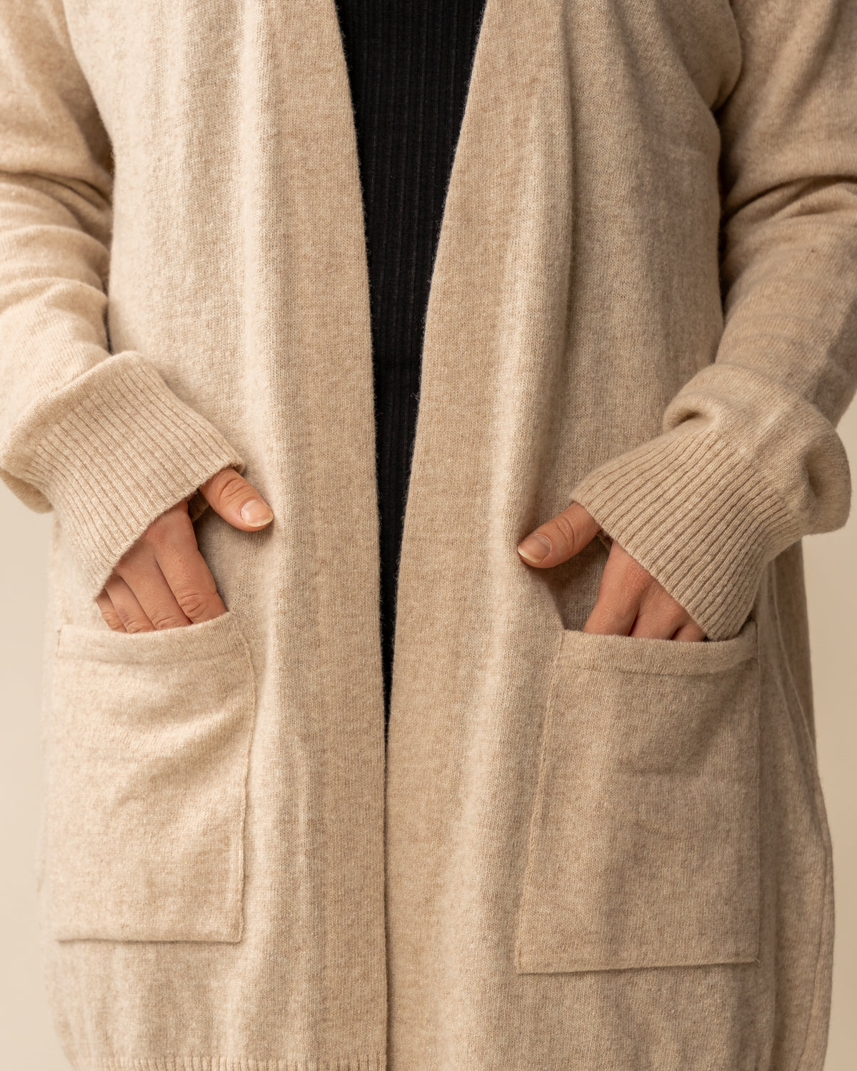 Tyyni neuletakki, beige Toive