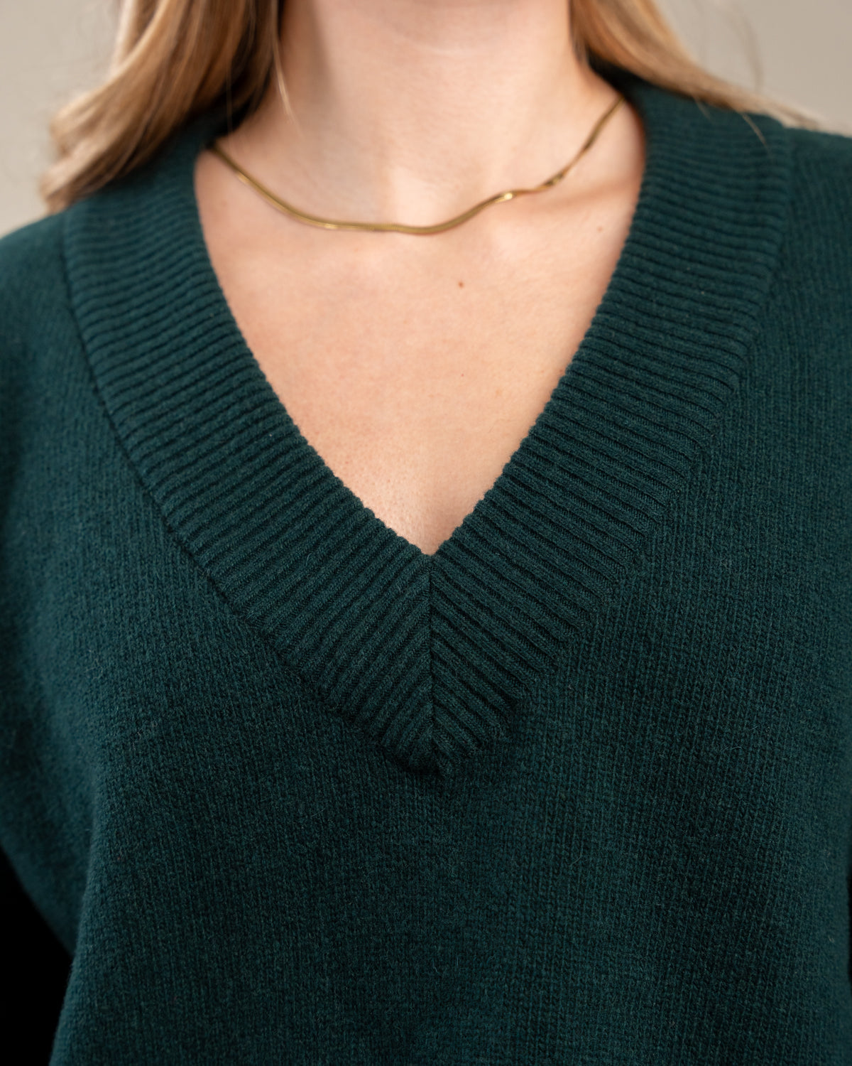 Väre Strickpullover, dunkelgrün