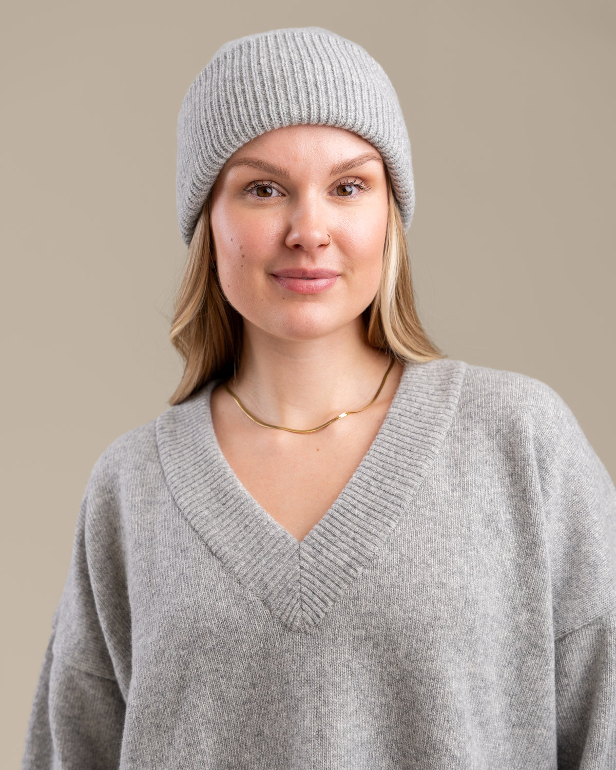Usva Mütze, Grau