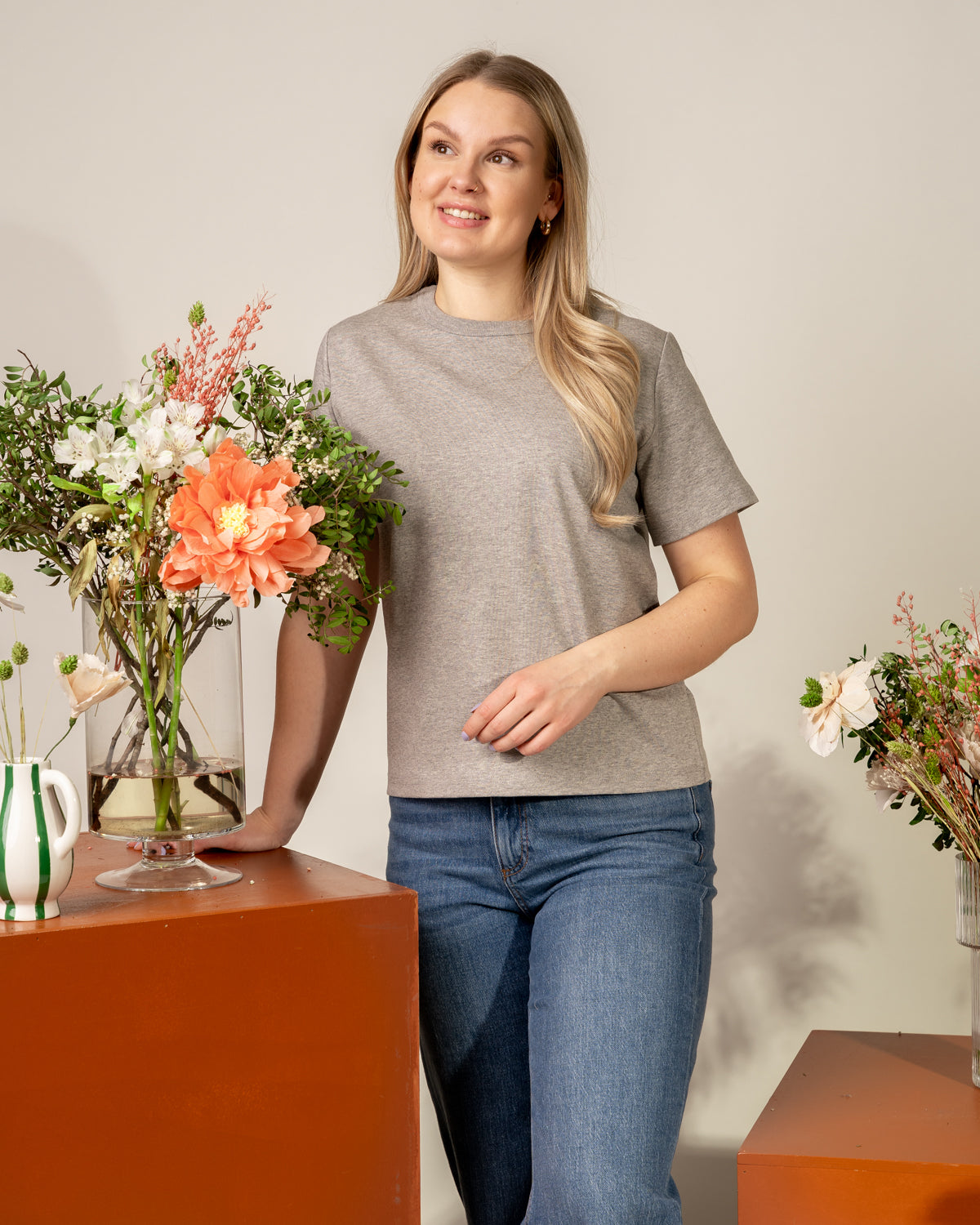 Arki t-paita, meleerattu harmaa Toive.