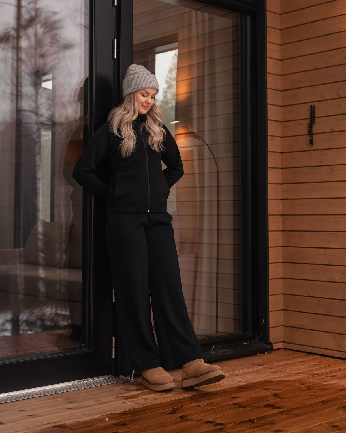 Vetoketjuhuppari, musta Toive.