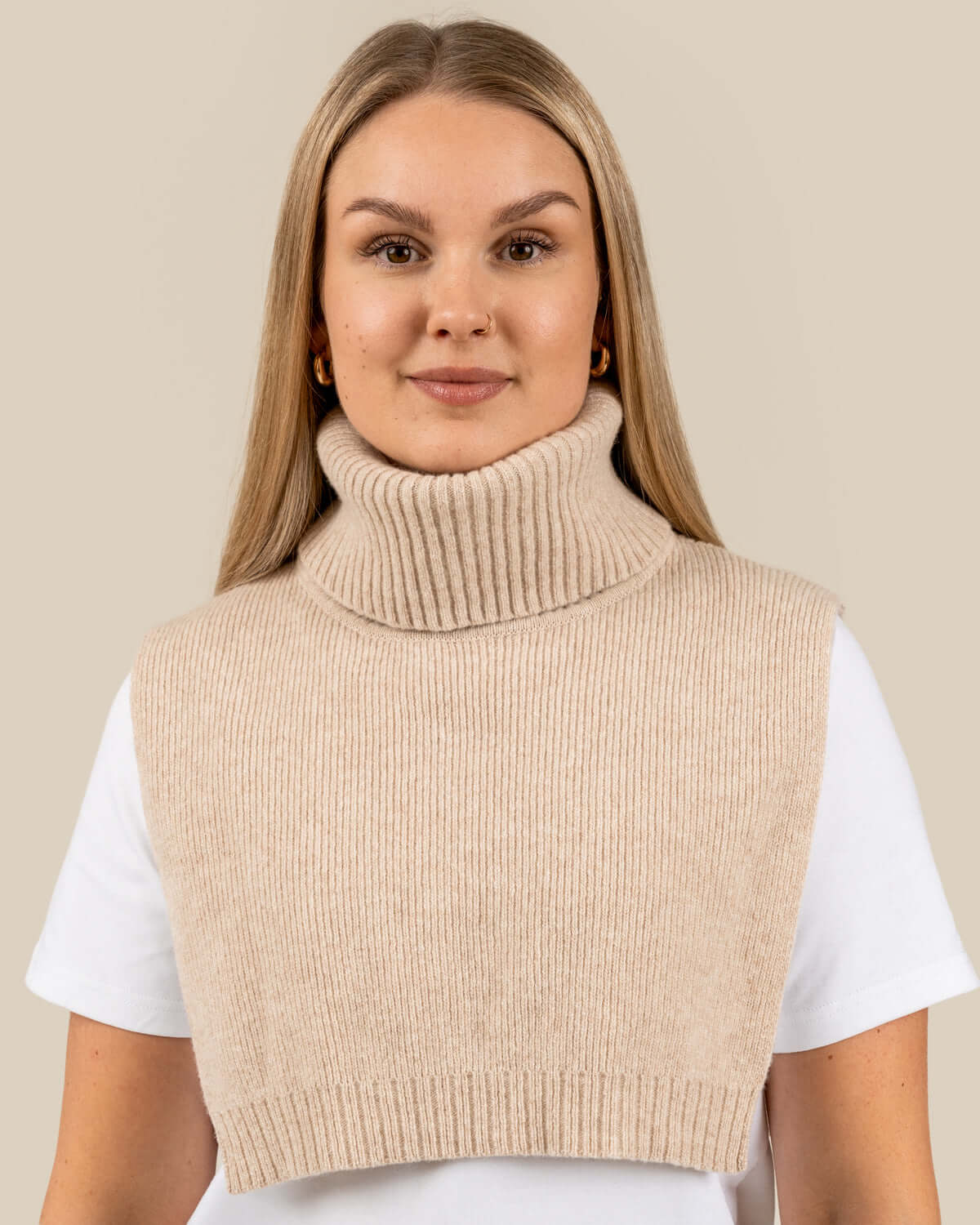 Halla kauluri, beige Toive.