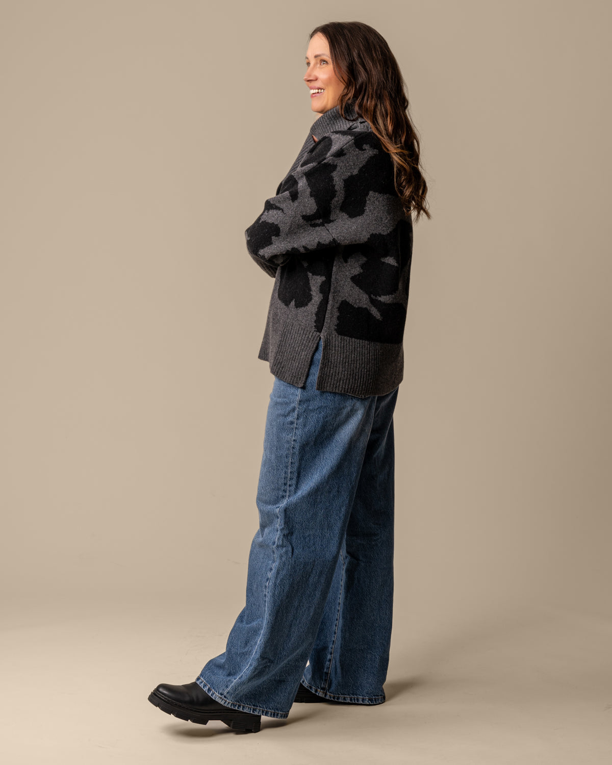 Utu pooloneule, Rauha tumma Toive