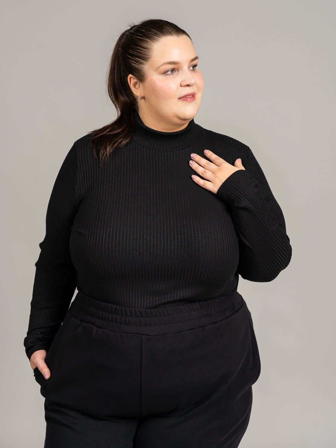 Ribbipoolo, musta Toive