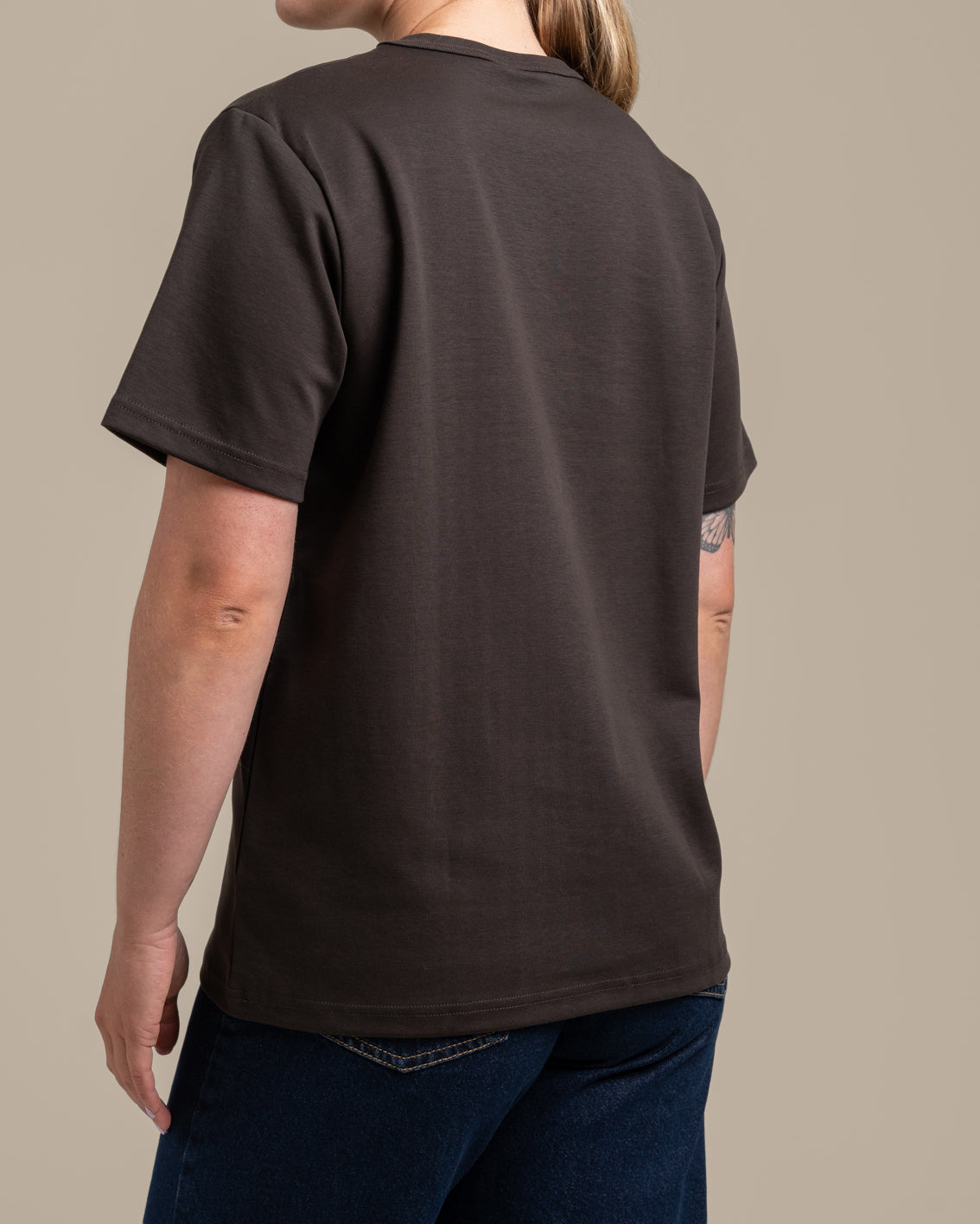 Zeitloses T-Shirt, rauchgrau