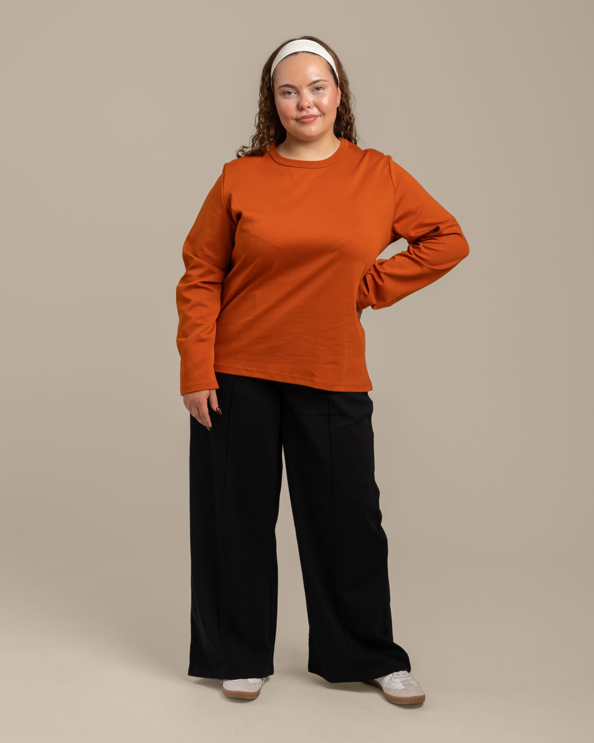 Arki long-sleeved t-shirt, burnt orange