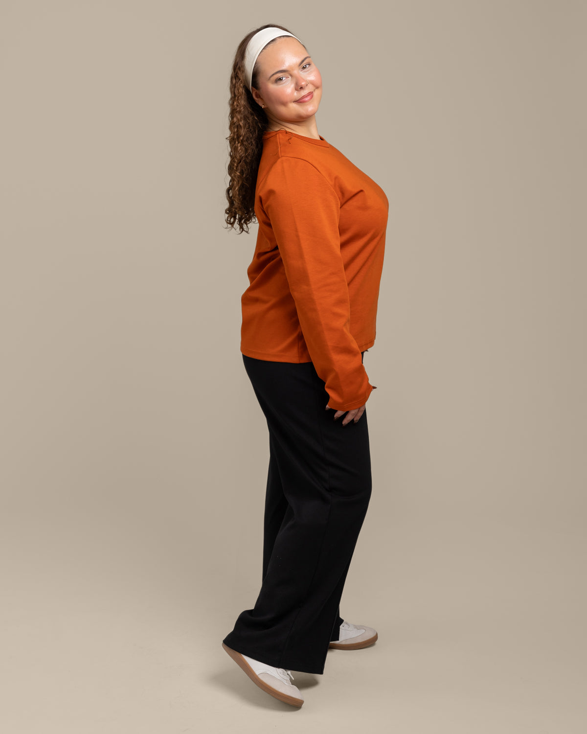 Arki long-sleeved t-shirt, burnt orange