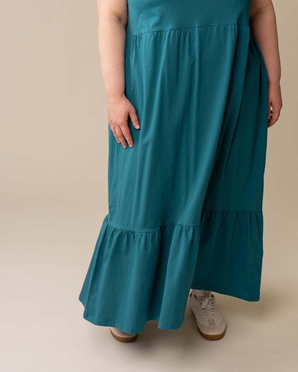 Hetki mekko, vaalea petrooli