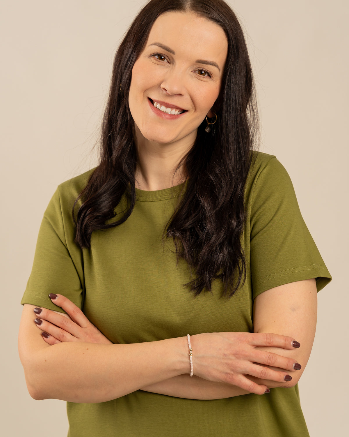 Poimuhelmainen mekko, sammal Toive