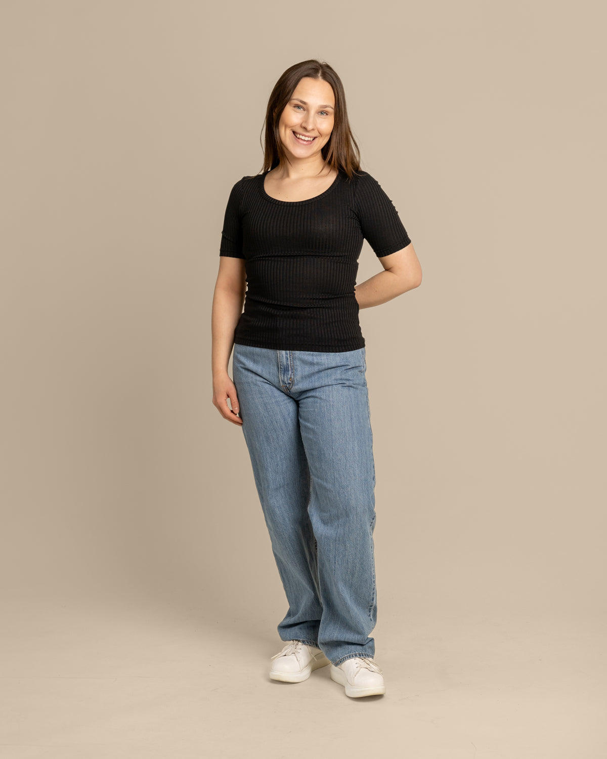 Ribbi t-paita avara, musta