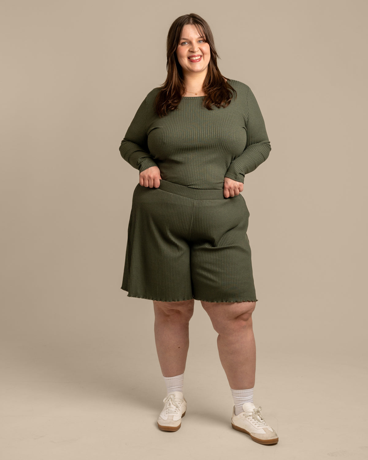 Ribbishortsit, khaki