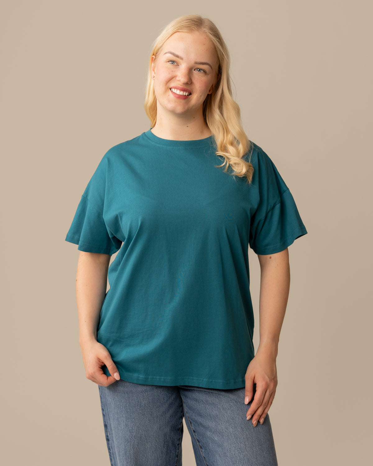 T-paita, vaalea petrooli