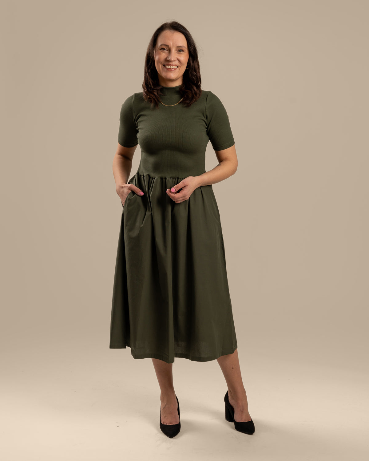 T-paitamekko popliini, khaki