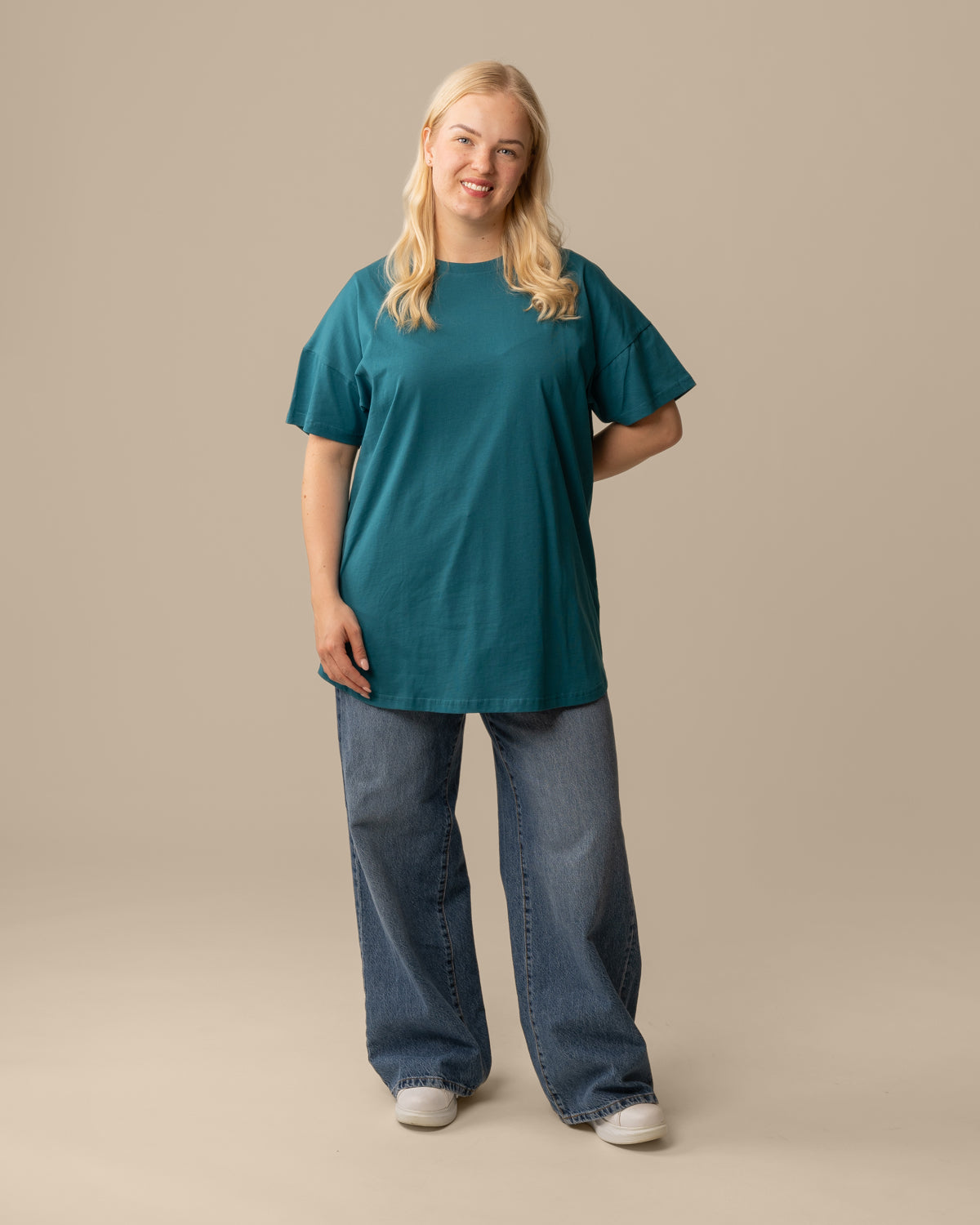 T-paita pitkä, vaalea petrooli