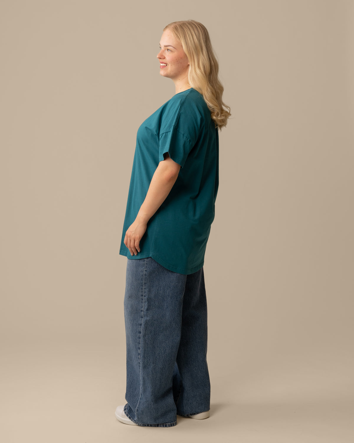 T-paita pitkä, vaalea petrooli