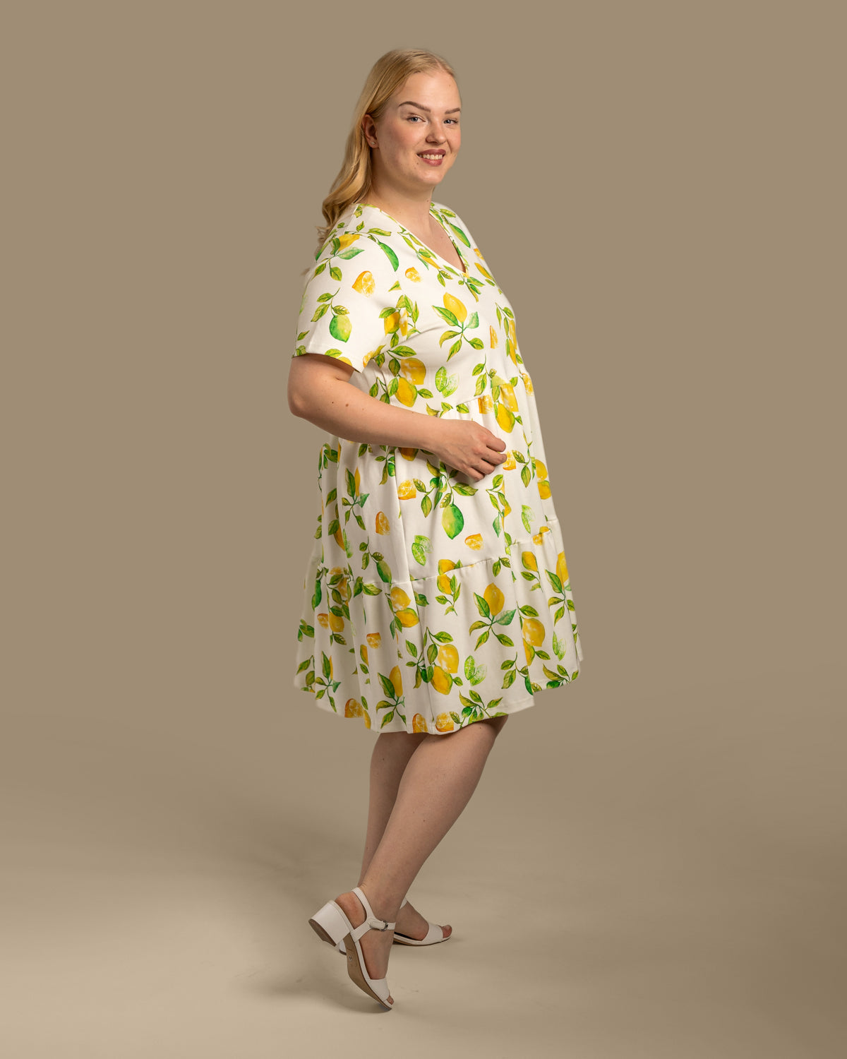 V-pääntiemekko, Limone Toive