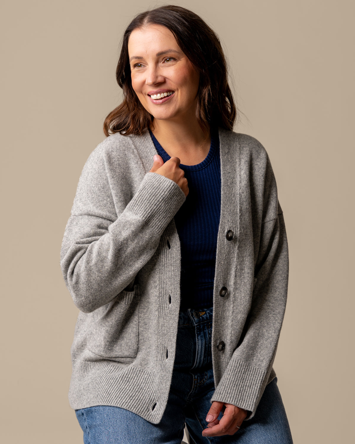 Kaste cardigan, gray