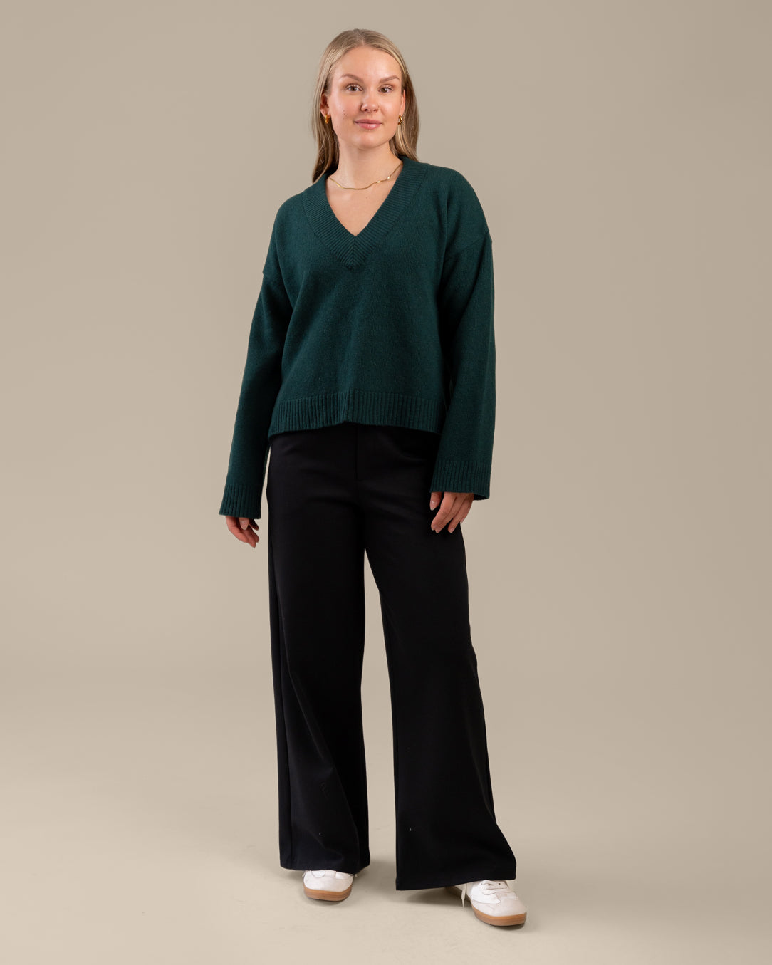 Väre Strickpullover, dunkelgrün