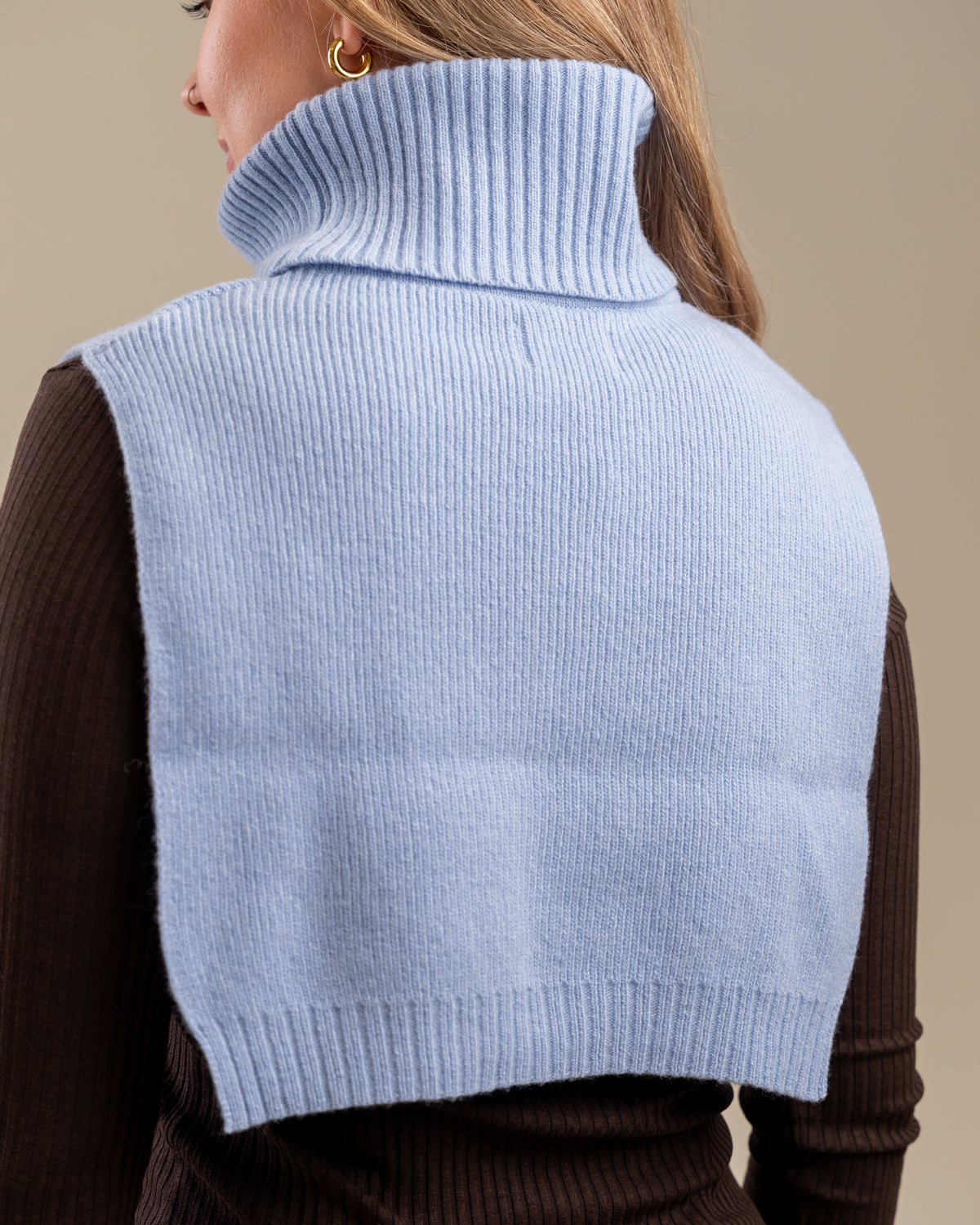Halla collar, light blue