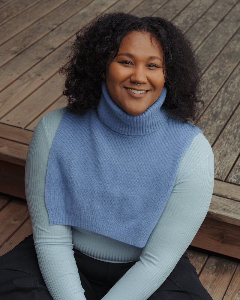 Halla collar, light blue
