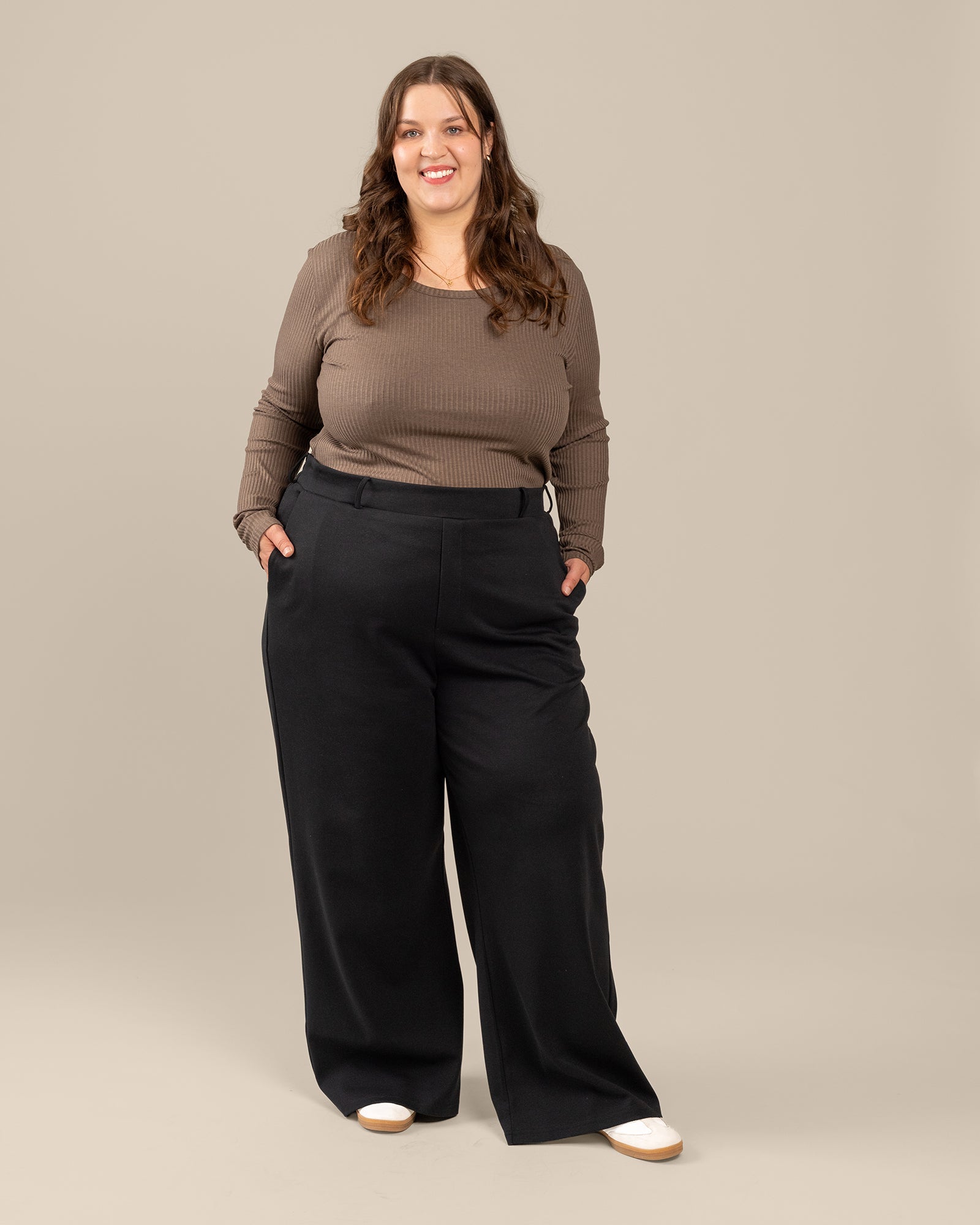 Korkeavyötäröiset housut, musta 